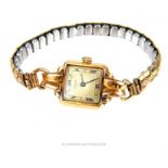 An 18 ct yellow gold, 1940's wristwatch