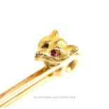 An 18 ct yellow gold, Victorian, fox head, pin brooch