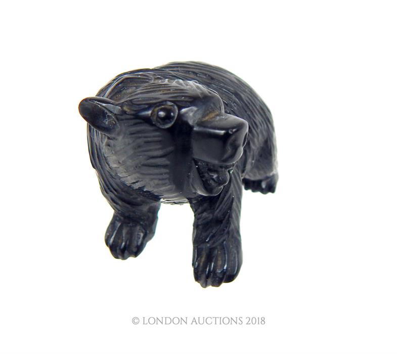 A vintage, carved, obsidian bear - Image 2 of 2