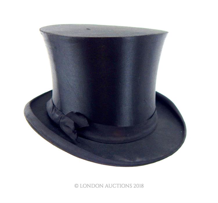 A 19th century, black silk, folding, top hat in original, Parisian retailer's box - Image 2 of 5