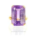 An 18 ct yellow gold, vintage, large, amethyst dress ring