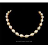A 14 ct yellow gold clasped, large, pink, South Sea, baroque pearl necklace