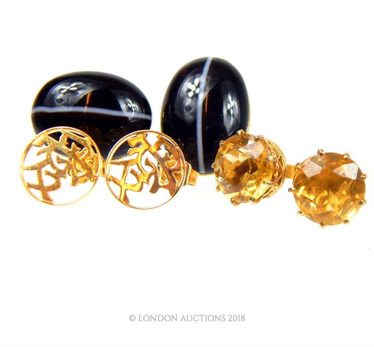 Three pairs of 9 ct yellow gold earrings - Image 2 of 2