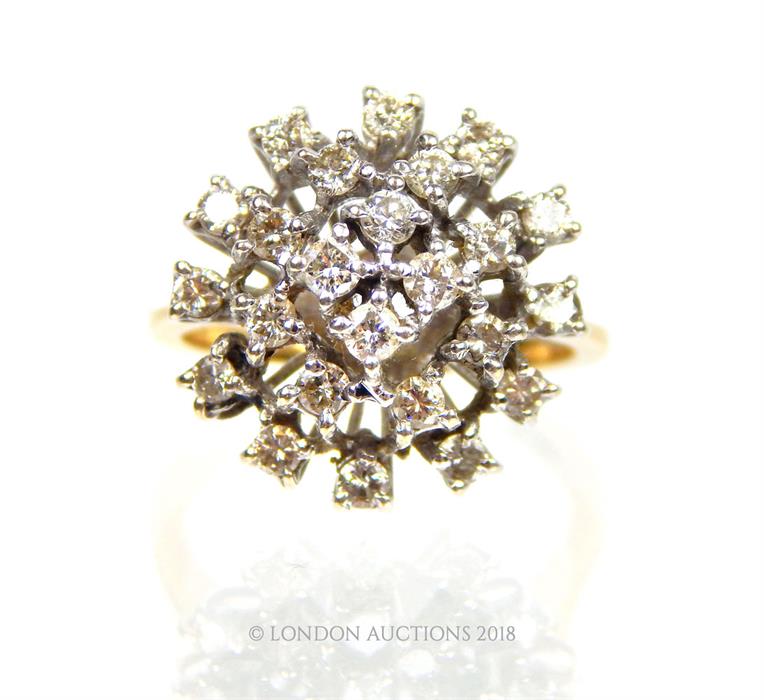 A 9 ct yellow gold diamond cluster ring (approx 1 carat) - Image 3 of 3