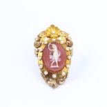 A 19th century, French, 18 ct yellow gold, carved agate, cameo brooch/pendant