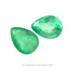 Two natural, faceted, tear-drop shaped emeralds (Total 5 carats approx)