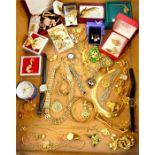 A large quantity of costume jewellery (Gilt metal items)