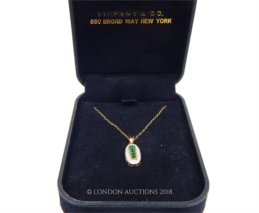 A 9 ct yellow gold, diamond and emerald pendant on a 9 ct yellow gold chain - Image 3 of 3