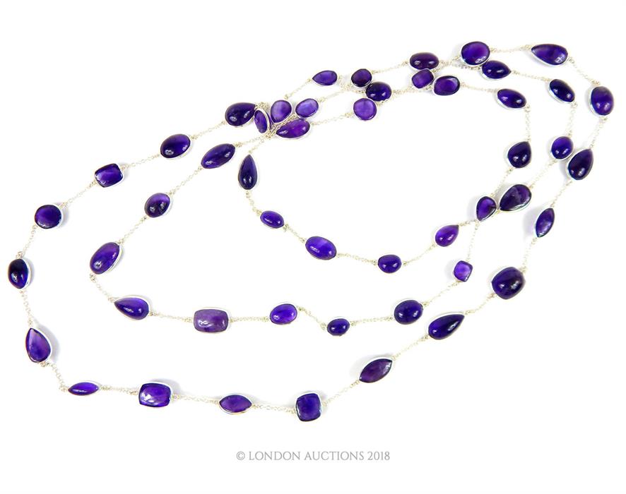 An elegant, very long, sterling silver and amethyst cabochon necklace - Image 3 of 3