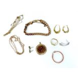 A collection of 9 ct yellow and rose gold jewellery