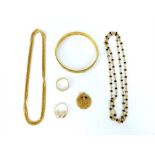 A collection of 22 ct yellow gold jewellery