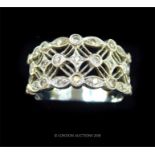 18ct gold & diamond ring