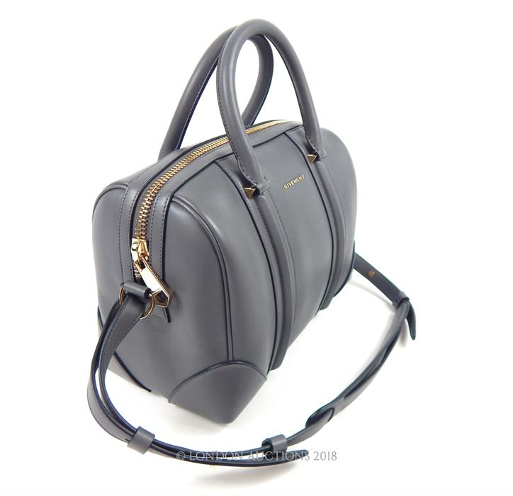 A Givenchy bag - Image 2 of 3