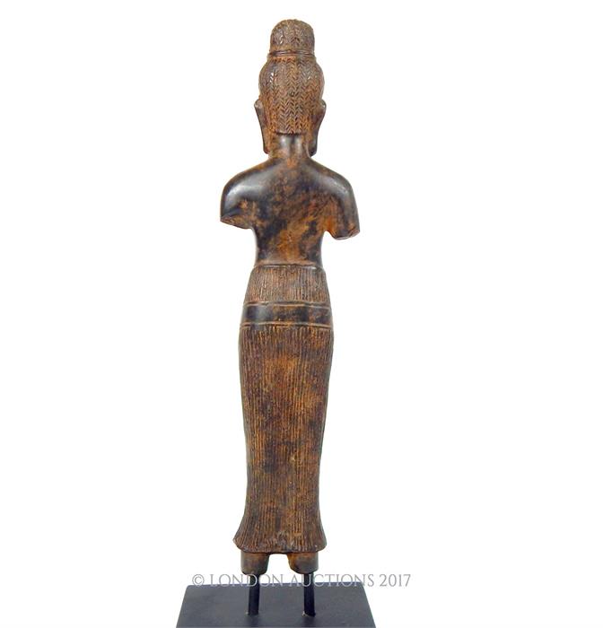 A Balinese cast bronze female figure, raised on a black presentation stand - Image 3 of 4