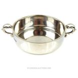 A hallmarked sterling silver porringer, Chester 1934