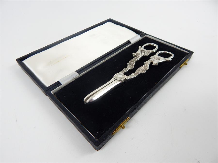 A Good pair of cast Sterling Silver Grape Scissors.