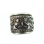 A Chinese white metal archers ring