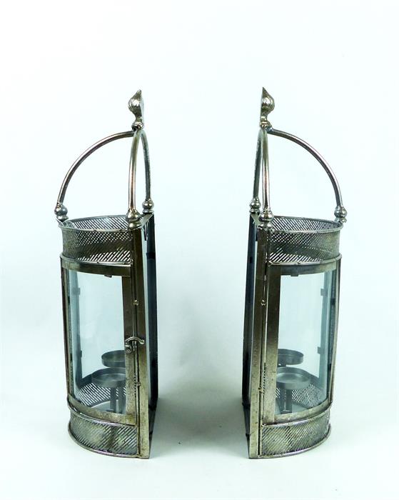 A pair of chromed, wall-mounted, candle holders - Image 3 of 4