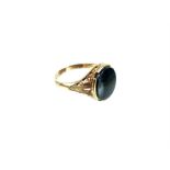 A Victorian 9 ct yellow gold, blood-stone ring