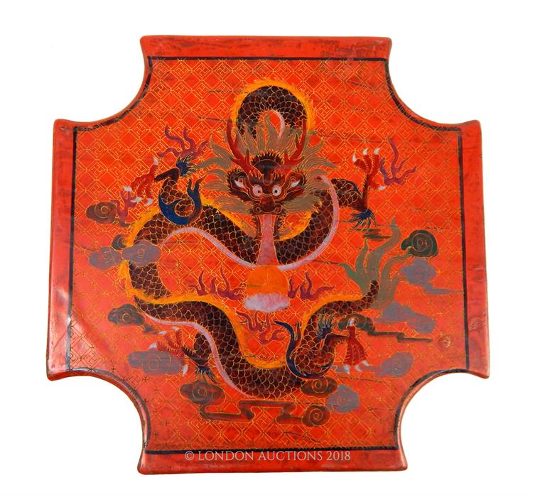 A Chinese red lacquered box - Image 3 of 3