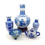 A Collection of modern Chinese blue and white ware.