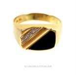 9 ct vintage men's Onyx and Diamond ring size T. 3.5 grams.