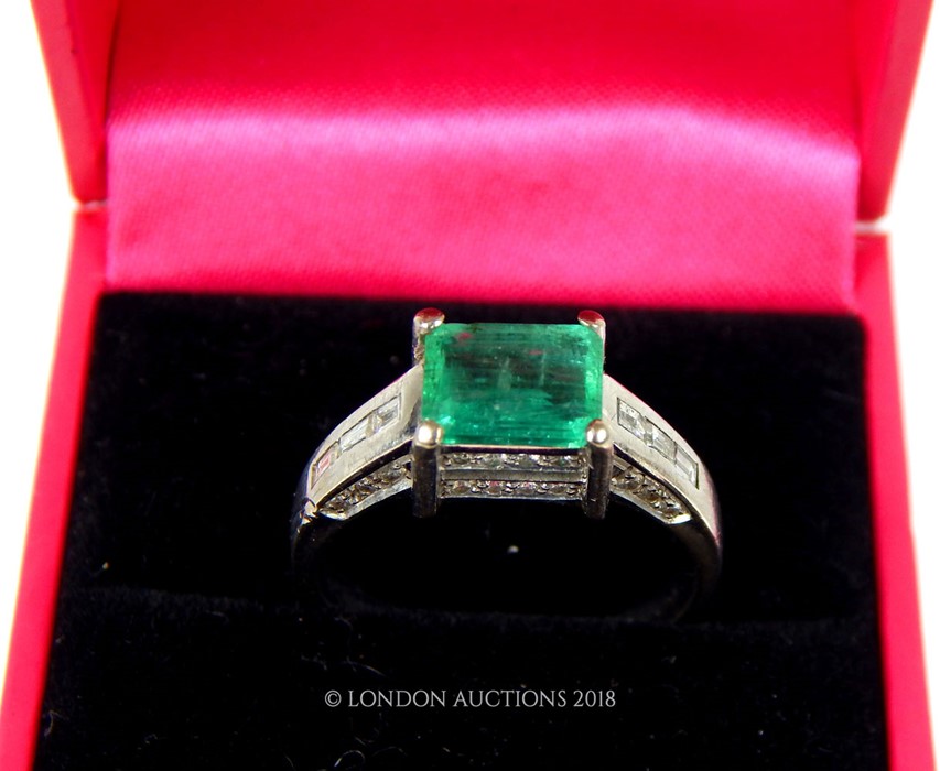 An Emerald and Diamond ring - Image 3 of 3