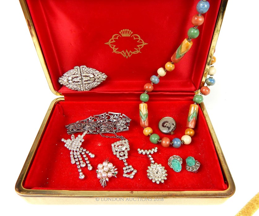 A collection of costume jewellery and watches - Image 2 of 5