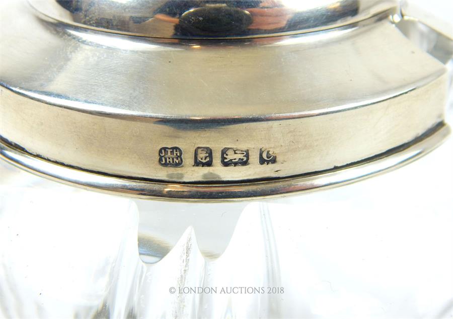 An Edwardian Sterling Silver and Cut Glass Large Preserve Jar. - Image 5 of 5