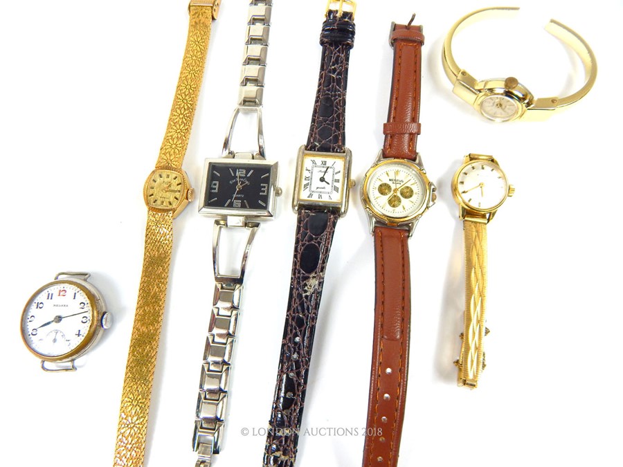 A collection of costume jewellery and watches - Image 5 of 5