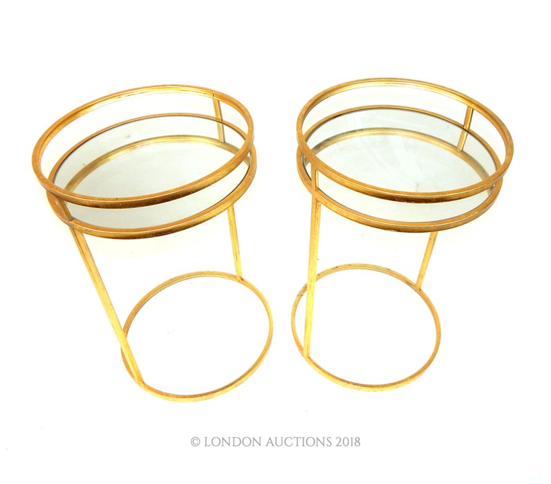 A pair of contemporary circular mirrored and gilt metal occasional tables - Image 2 of 2