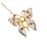 A 9 Carat Yellow Gold Butterfly brooch.