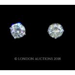 A pair of 18 carat white Gold Diamond Stud Earrings