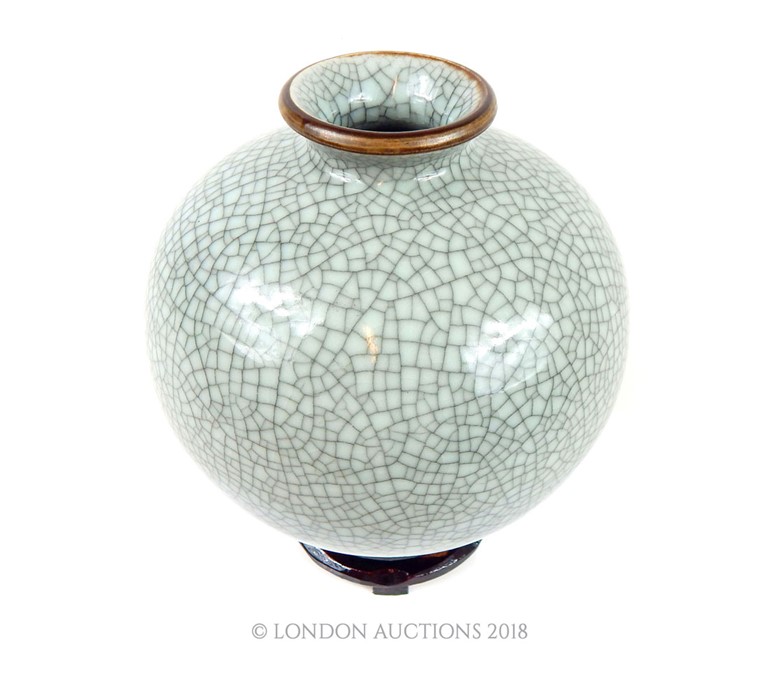 A Chinese Guan style celadon crackle glazed vase - Image 2 of 3