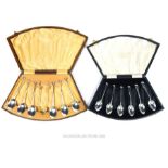 Cased set of six Solid Silver Seal Top teaspoons and tongs, 1923 Birmingham, and a cased set of