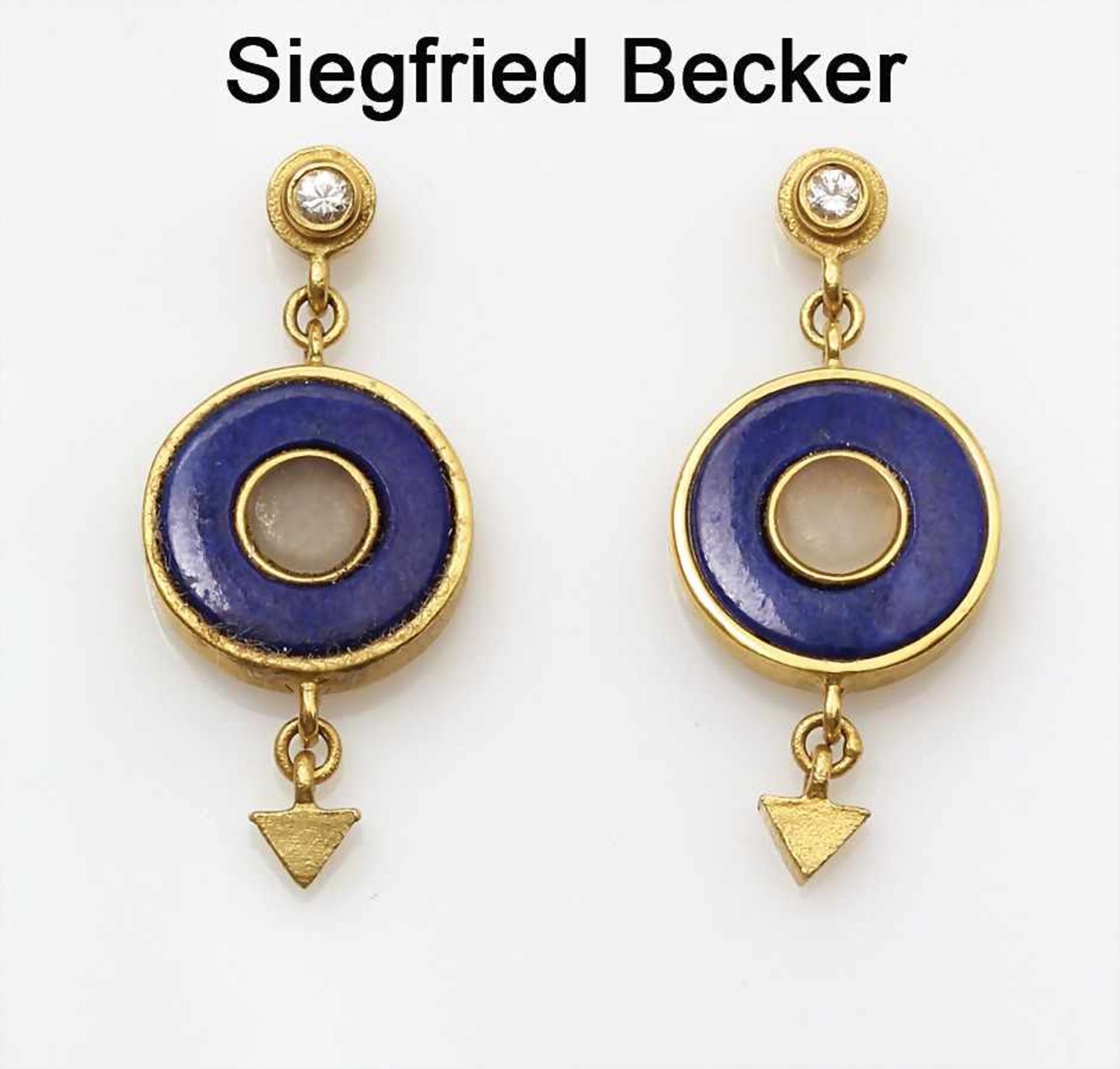 Ohrstecker, "SIEGFRIED BECKER", GG 585/000, 2 Brillanten, ca 0,04 ct weiß, Hänger mit Lapis und