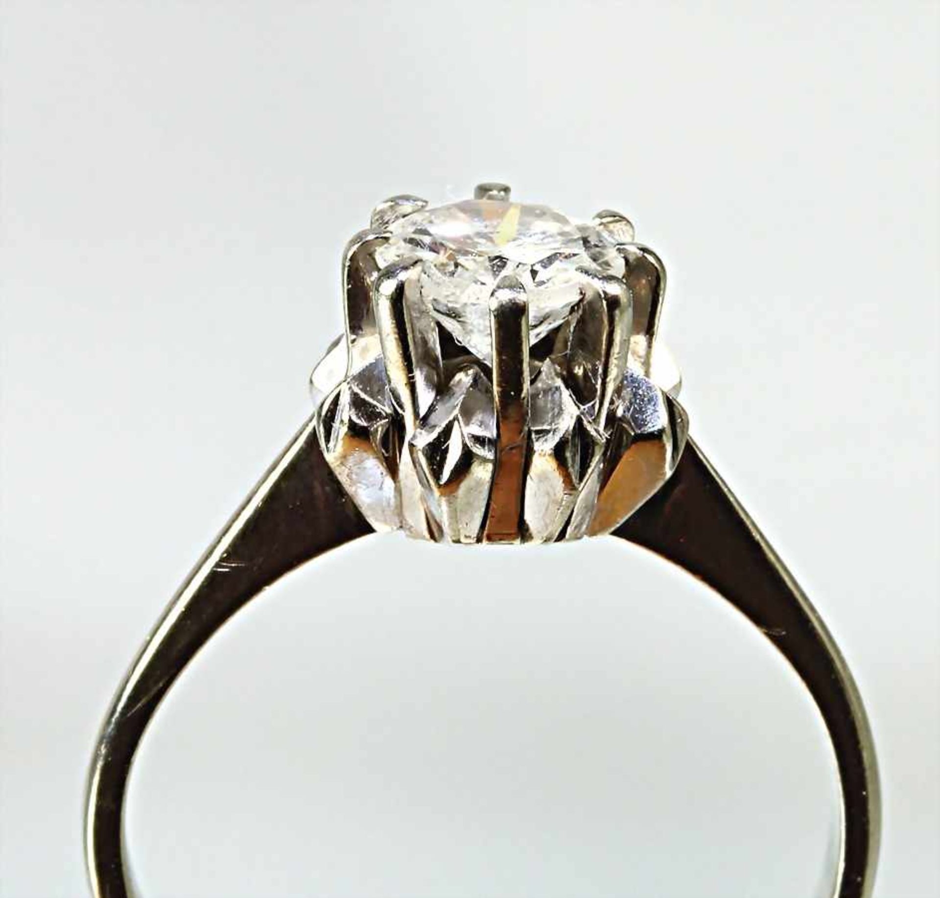 Ring, "SOLITÄR", WG 585/000, Brillant 0,87 ct (eingraviert) tw/w-p, RW ca. 54, (Expertise 0,87ct - Bild 2 aus 2