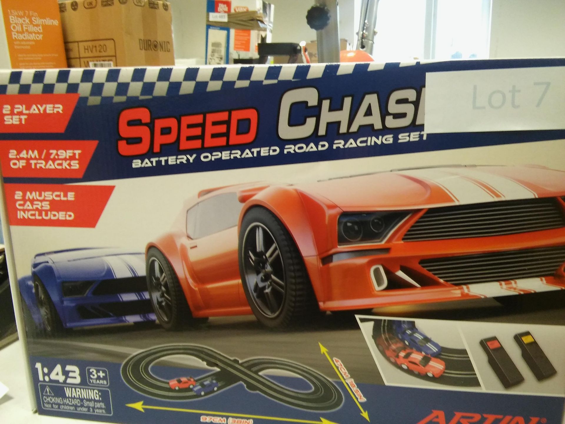 "Artin Evolution" Speed Chase battery operated road racing set.New