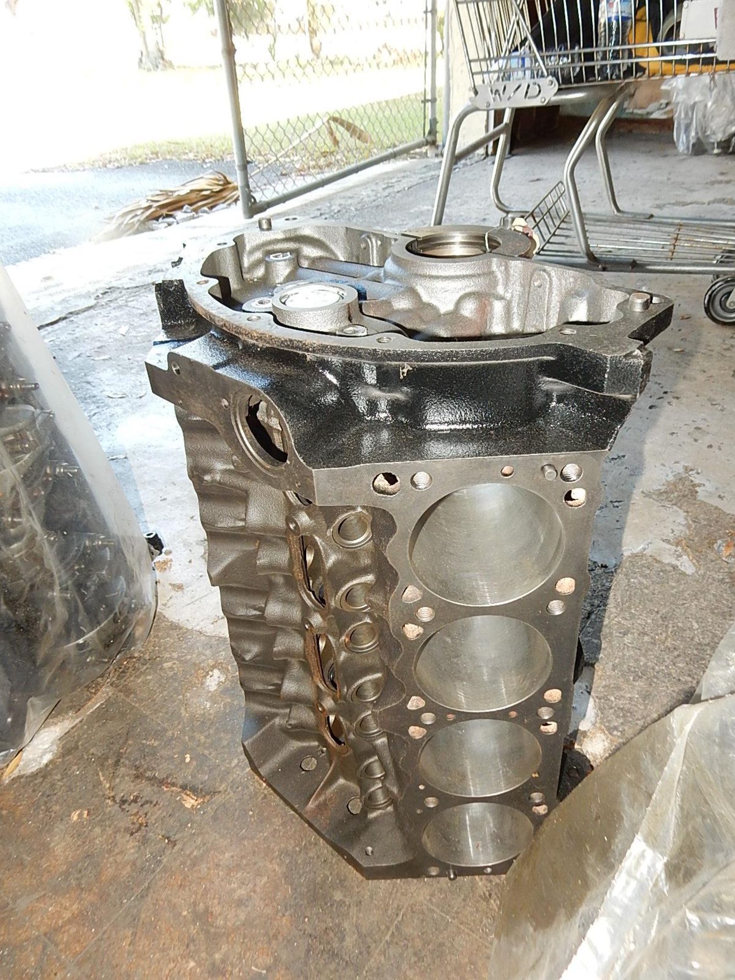 360 Chrysler Magnum Short Block Engine - Image 4 of 4