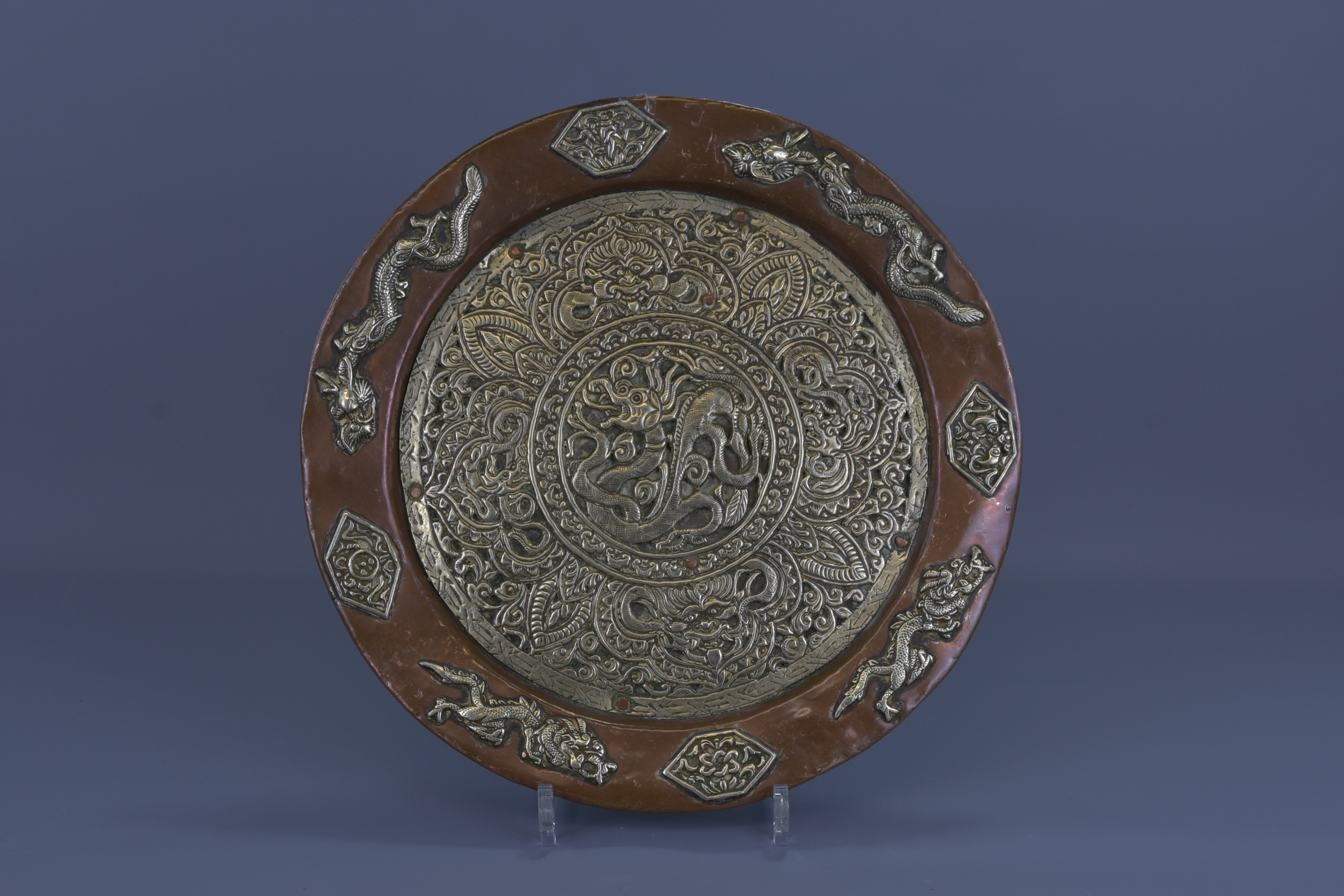 A TIBETAN COPPER PLAQUE - Image 6 of 10