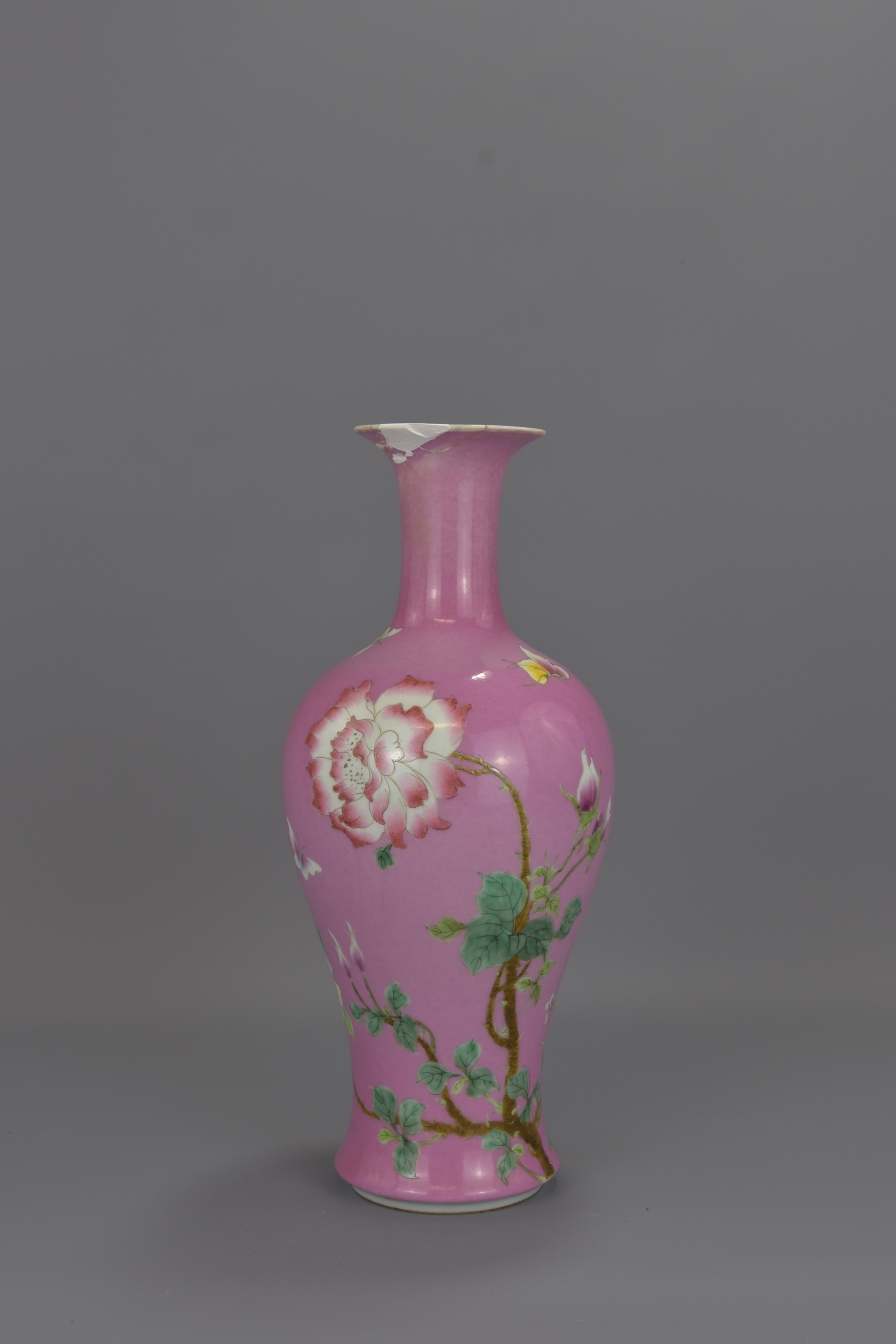 A CHINESE RUBY-PINK ENAMELLED PORCELAIN VASE