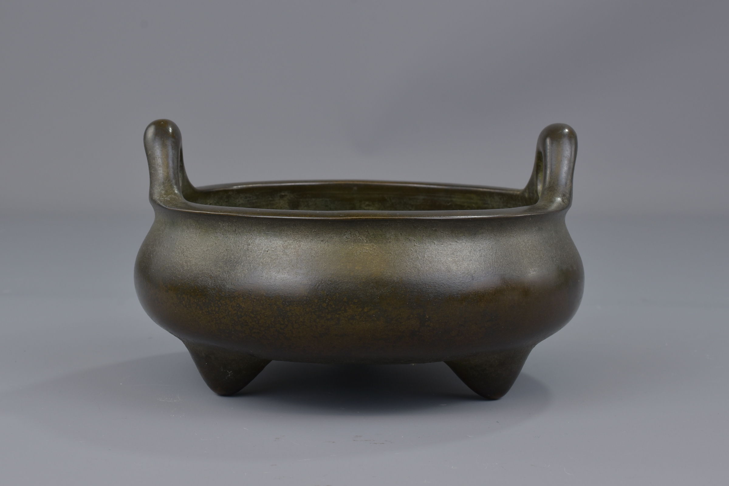 A CHINESE MING OR LATER BRONZE CENSER