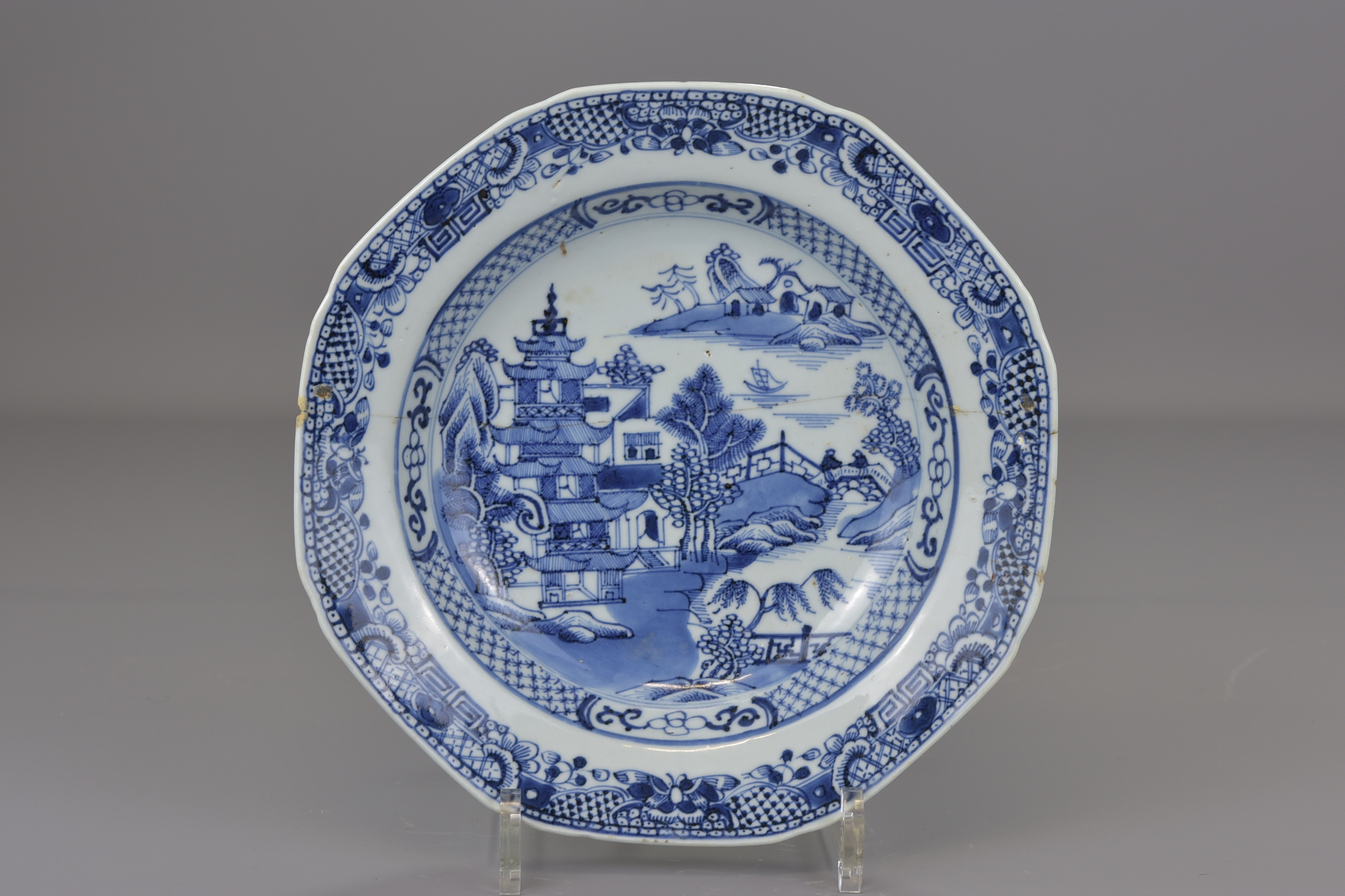 TWO CHINESE 18TH C. PLATES - Image 4 of 5