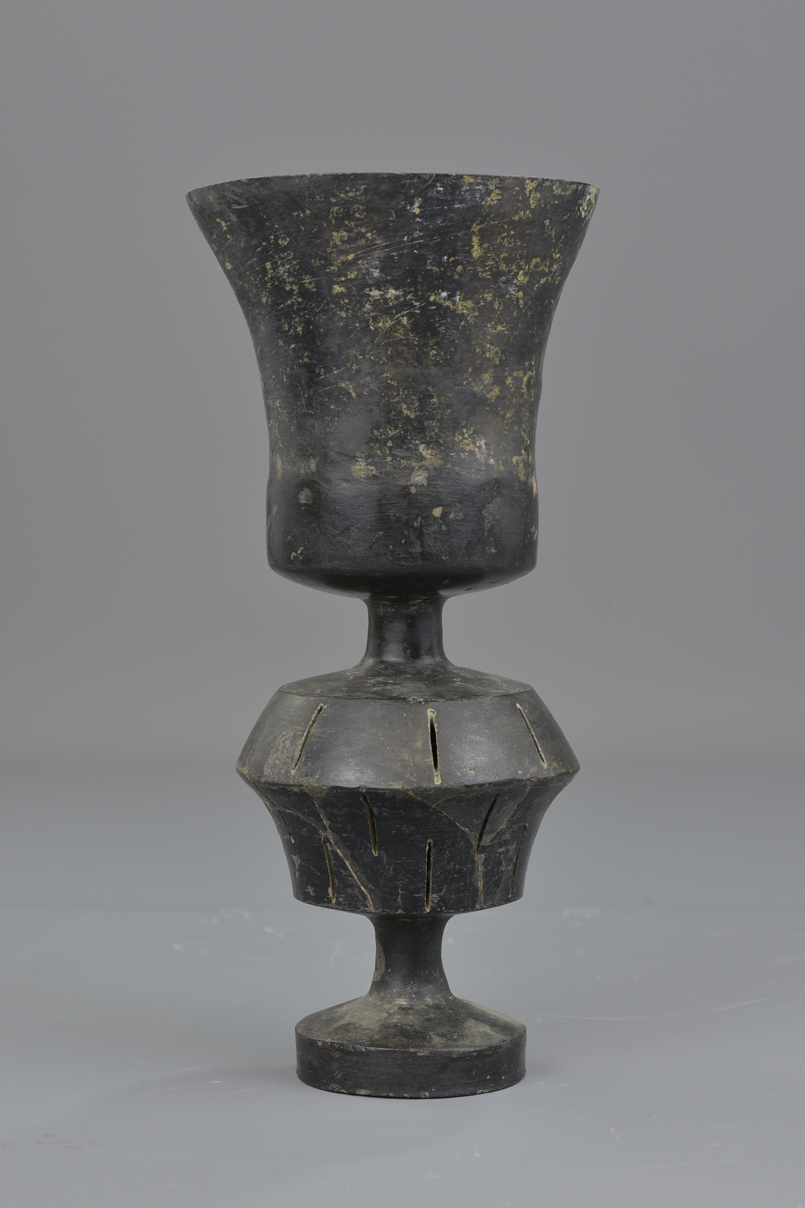 A CHINESE LONGSHAN CULTURE POTTERY STEM CUP - Image 9 of 17