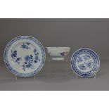 THREE CHINESE 18T C. PORCELAIN ITEMS