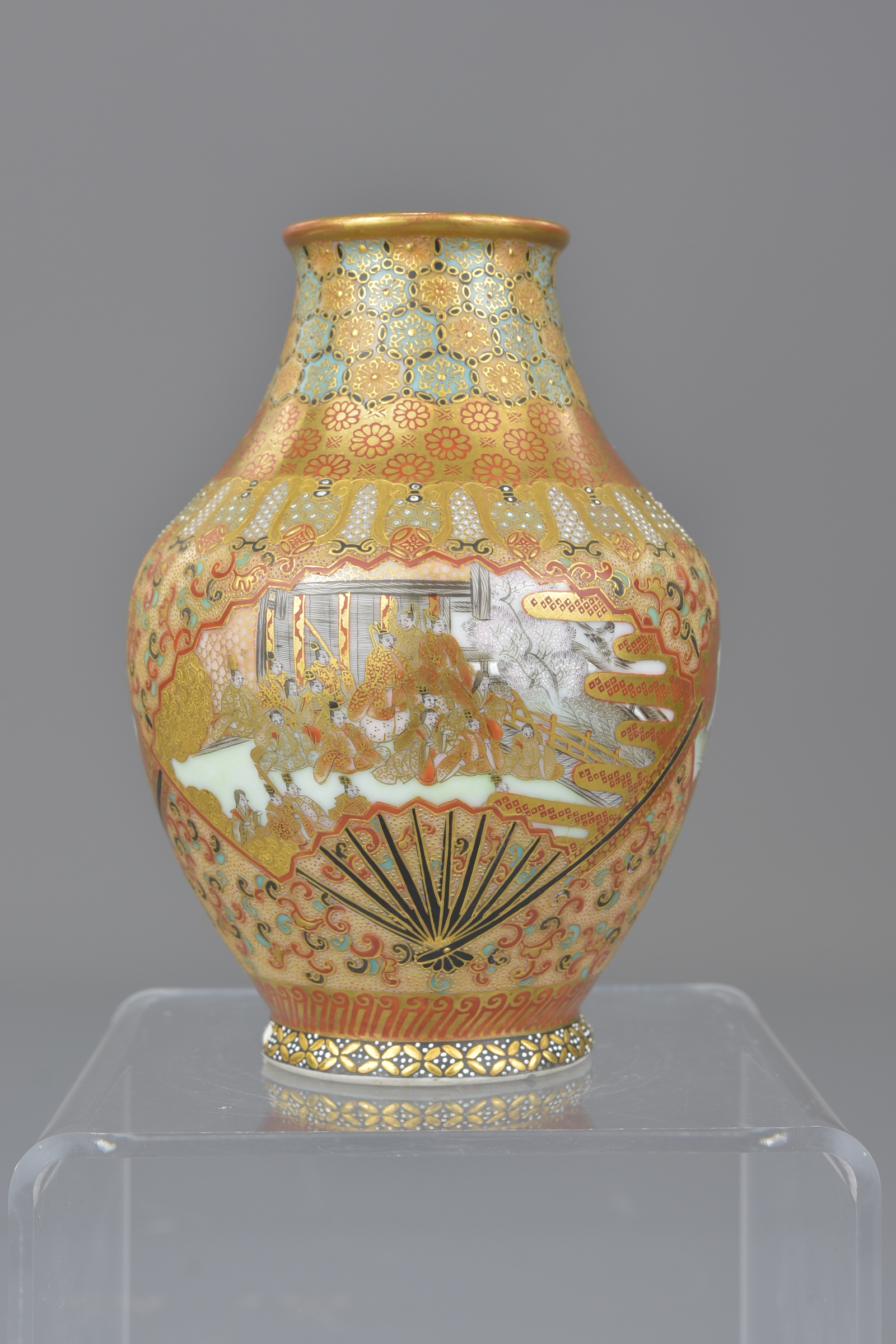 A group of four 19/20th century Japanese Satsuma pottery. (4) - Image 7 of 11
