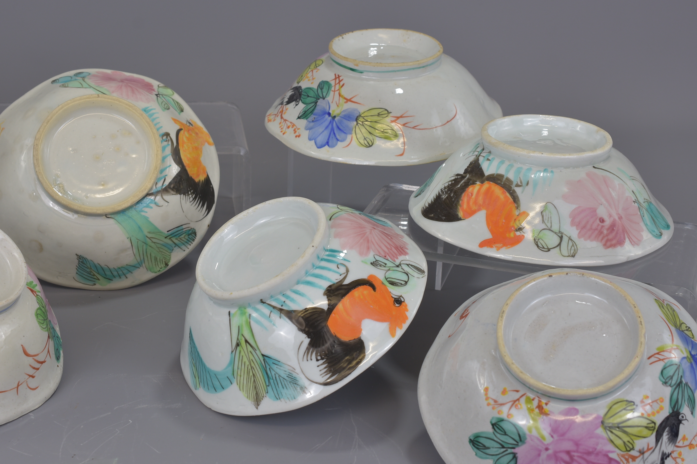 A set of nine early 20th century Chinese porcelain bowls. 15.5cm diameter (9) - Image 8 of 8