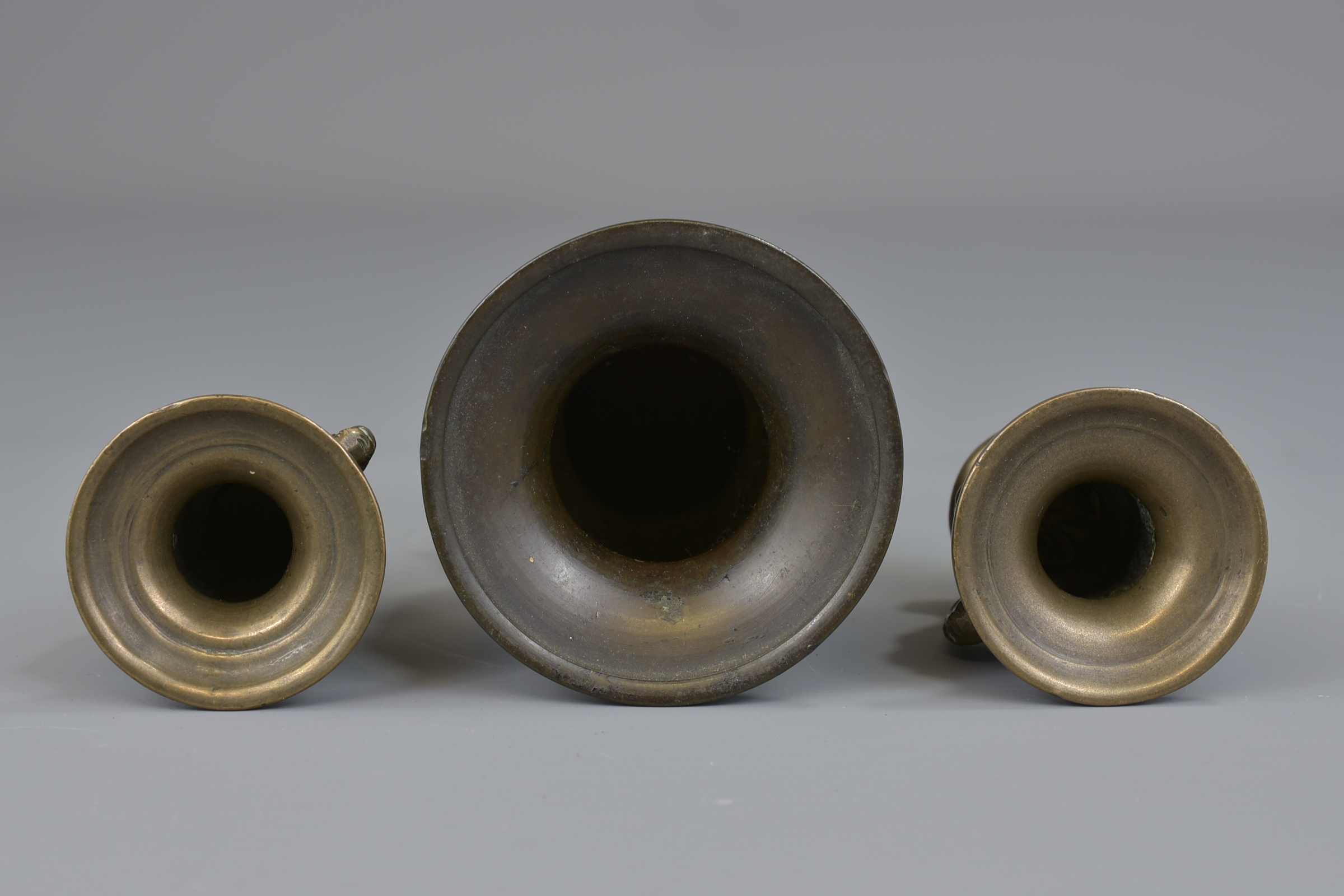 Three Japanese 19th century bronze vases. 6.5 cm - 10 cm tall. - Image 5 of 5