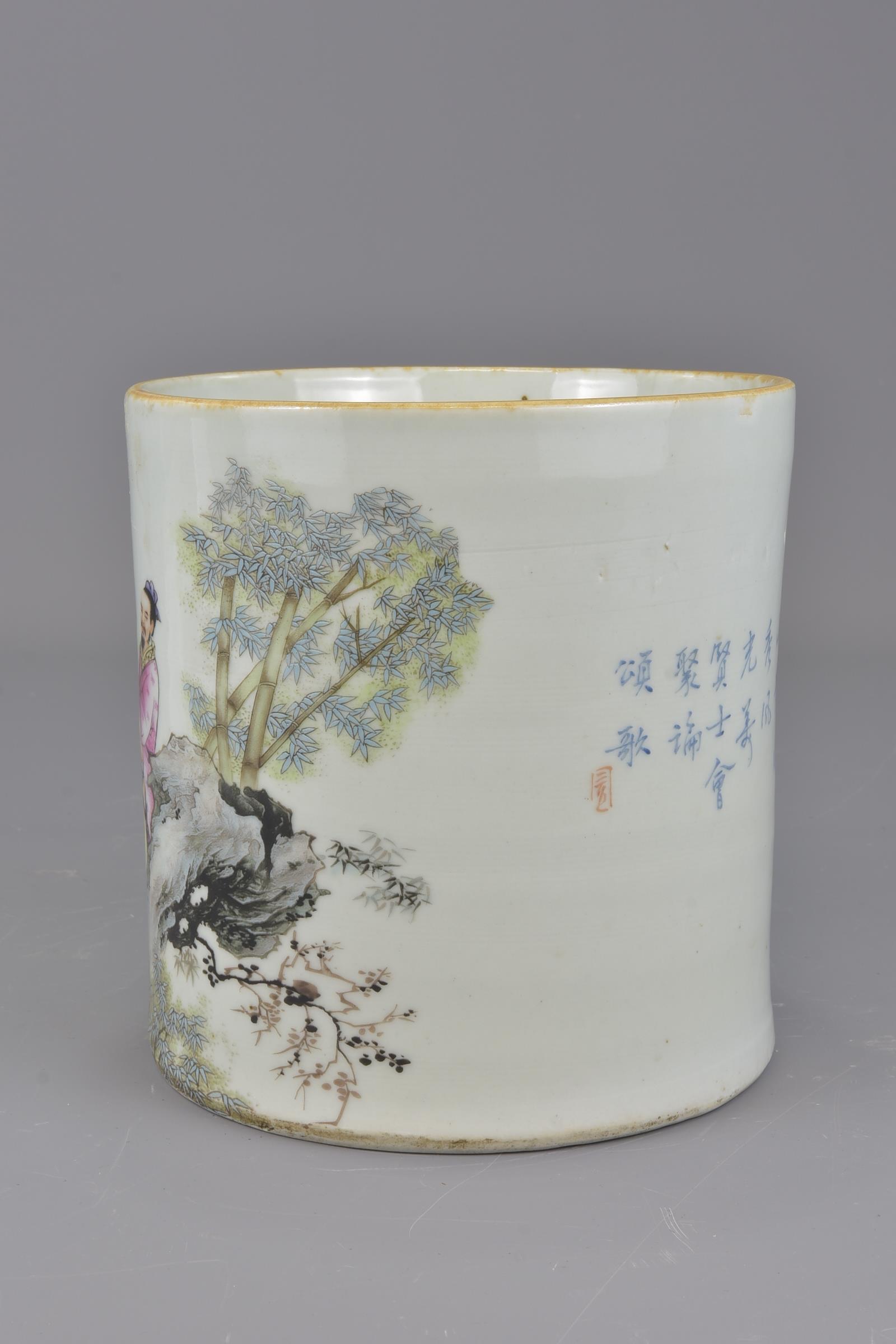 A Chinese 19th century famille rose porcelain brush pot with four character mark of Yongzheng to bas - Image 4 of 10