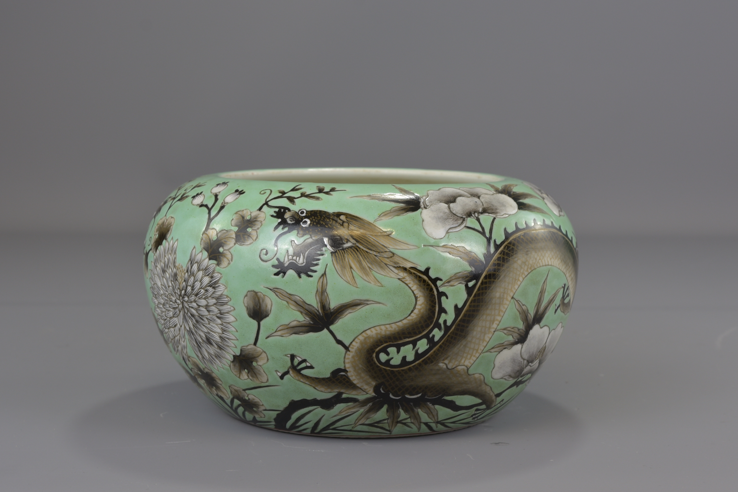 A Chinese 19th century turquoise green glazed porcelain brush washer with six character mark GuangXu - Image 4 of 10